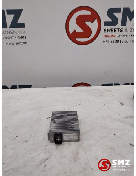 Mercedes-Benz Occ spanningsomvormer 10A Mercedes - Unidad de control para Camión: foto 1 Mercedes-Benz Occ spanningsomvormer 10A Mercedes - Unidad de control para Camión: foto 1