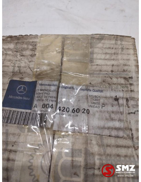 Mercedes-Benz Remblokken mercedes 0044206020 - Pastillas de freno para Camión: foto 5 Mercedes-Benz Remblokken mercedes 0044206020 - Pastillas de freno para Camión: foto 5