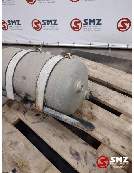 Iveco Occ luchtketel 20L 14Bar Iveco Stralis - Piezas de recambio para Camión: foto 2 Iveco Occ luchtketel 20L 14Bar Iveco Stralis - Piezas de recambio para Camión: foto 2