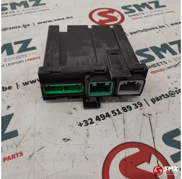Renault Occ ECU CIOM HI regeleenheid Renault - Unidad de control para Camión: foto 5 Renault Occ ECU CIOM HI regeleenheid Renault - Unidad de control para Camión: foto 5