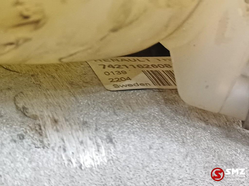 Radiador para Camión Renault Occ radiator + intercooler + expansievat DTI13 Ren: foto 7 Radiador para Camión Renault Occ radiator + intercooler + expansievat DTI13 Ren: foto 7