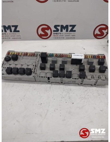 Scania Occ zekeringskast Scania - Sistema eléctrico para Camión: foto 1 Scania Occ zekeringskast Scania - Sistema eléctrico para Camión: foto 1