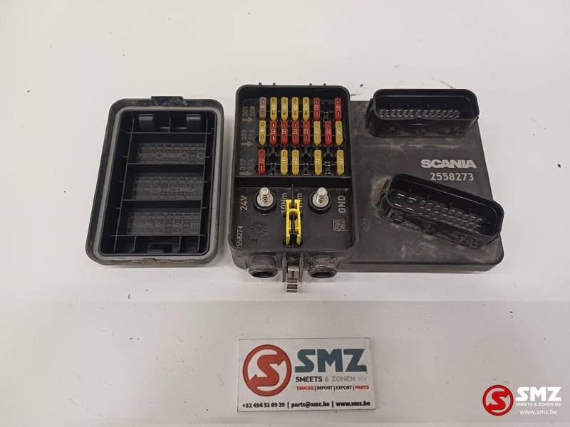 Scania Occ zekeringskast Scania - Sistema eléctrico para Camión: foto 1 Scania Occ zekeringskast Scania - Sistema eléctrico para Camión: foto 1