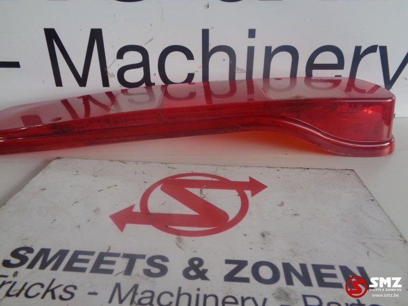 Volvo Occ achterlicht glas volvo - Luz trasera para Camión: foto 3 Volvo Occ achterlicht glas volvo - Luz trasera para Camión: foto 3