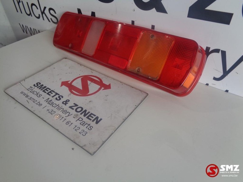 Volvo Occ achterlicht glas volvo - Luz trasera para Camión: foto 2 Volvo Occ achterlicht glas volvo - Luz trasera para Camión: foto 2