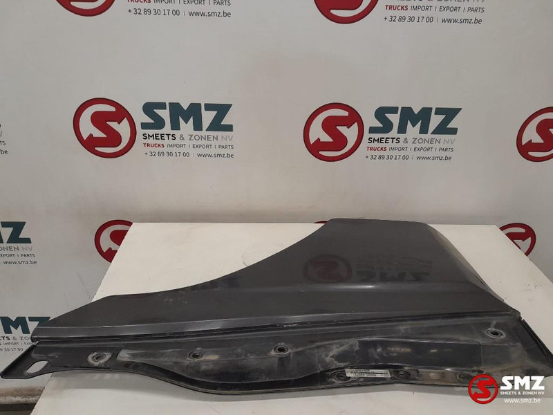 Volvo Occ deurverlenging links Volvo - Puerta y piezas para Camión: foto 2 Volvo Occ deurverlenging links Volvo - Puerta y piezas para Camión: foto 2