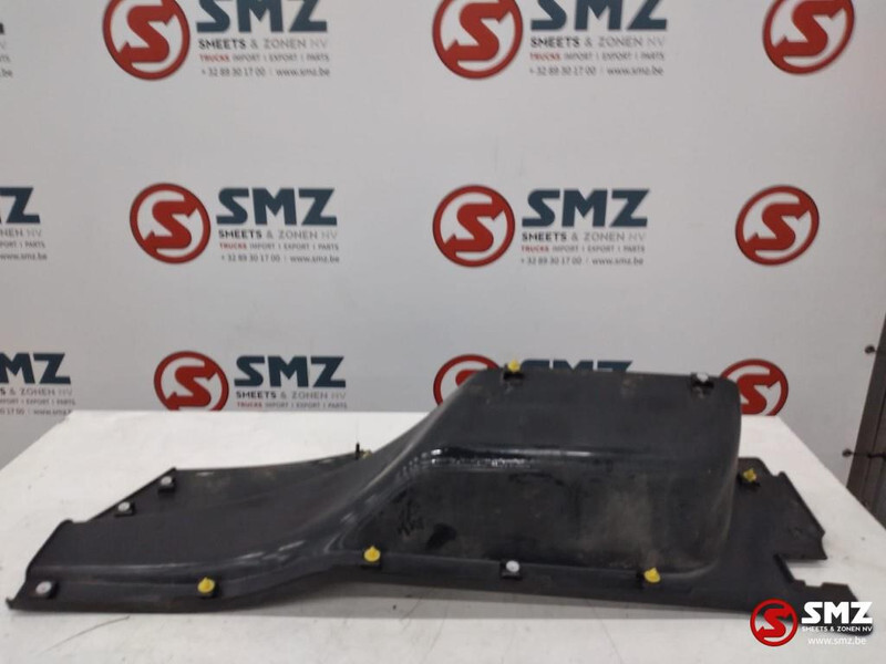 Volvo Occ opstap rechts Volvo FH4 - Cabina e interior para Camión: foto 2 Volvo Occ opstap rechts Volvo FH4 - Cabina e interior para Camión: foto 2