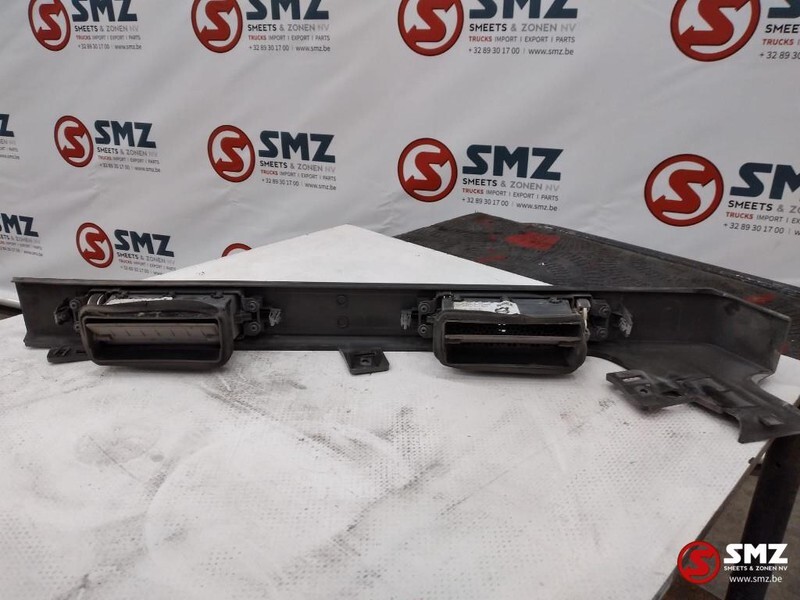 Volvo Occ ventilatie paneel Volvo FH4 - Cabina e interior para Camión: foto 2 Volvo Occ ventilatie paneel Volvo FH4 - Cabina e interior para Camión: foto 2