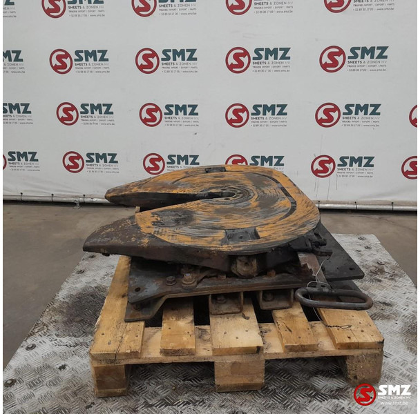 Jost Occ koppelschotel JSK42K + montageplaat JOST - Quinta rueda para Camión: foto 4 Jost Occ koppelschotel JSK42K + montageplaat JOST - Quinta rueda para Camión: foto 4