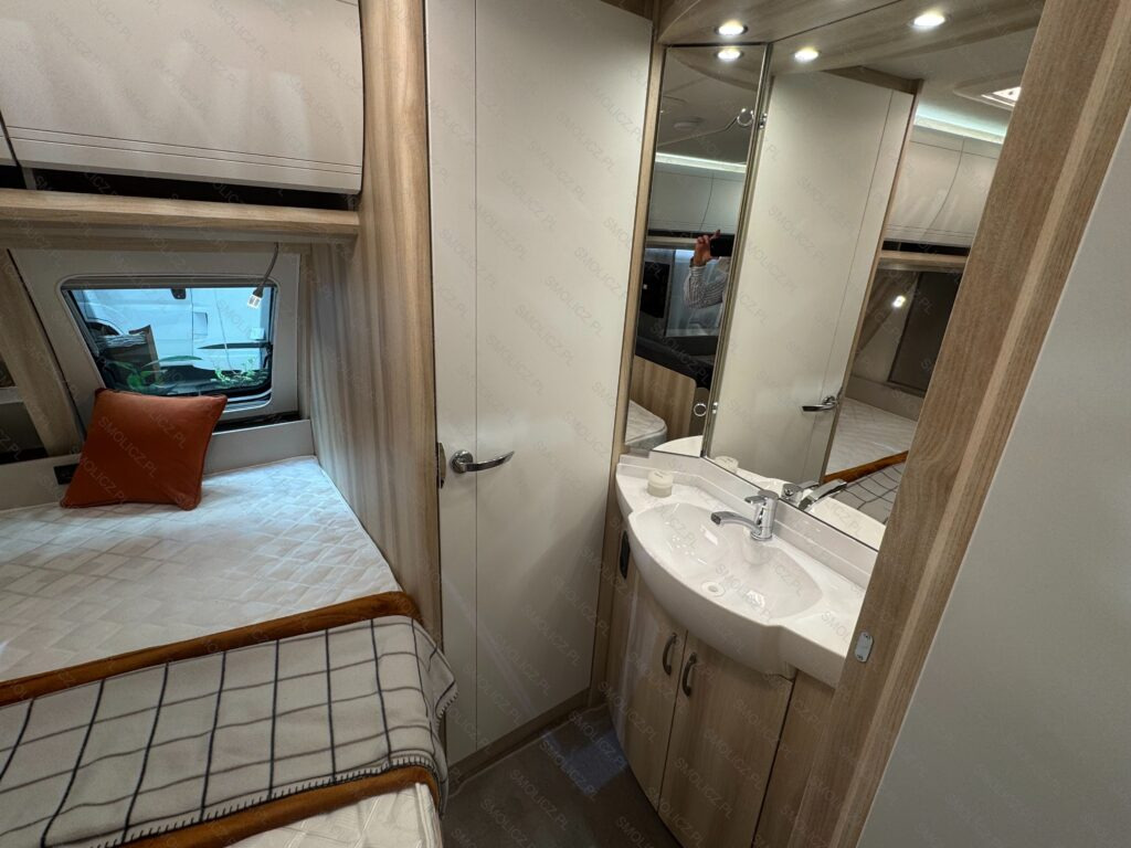 DE LUXE 400 SFe - Caravana: foto 5 DE LUXE 400 SFe - Caravana: foto 5