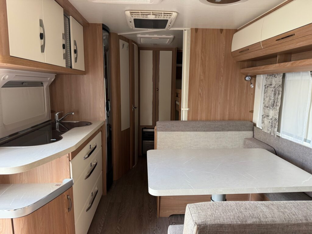 Caravana Hobby 545 KMF DE LUXE 2021: foto 7 Caravana Hobby 545 KMF DE LUXE 2021: foto 7