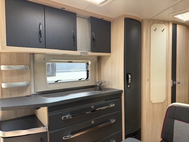 Leasing de  Hobby 545 KMF DE LUXE EDITION 2016 Hobby 545 KMF DE LUXE EDITION 2016: foto 8