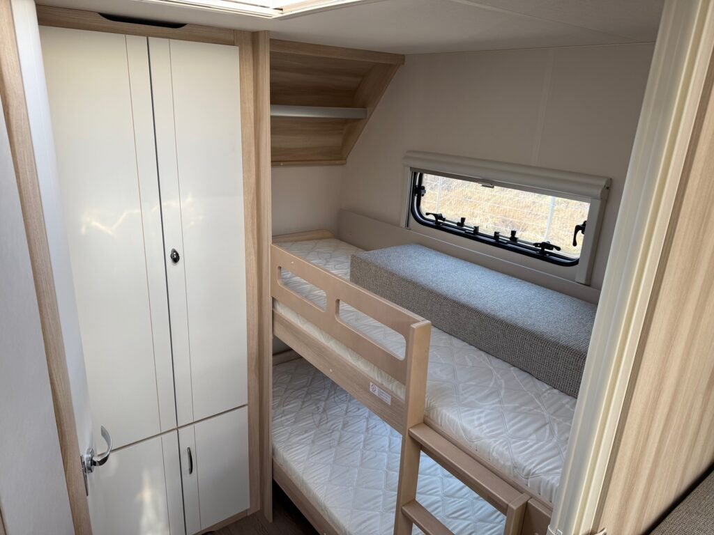 Caravana Hobby DE LUXE 545 KMF 2025: foto 10