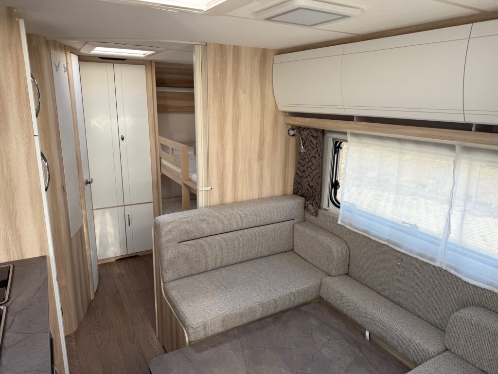 Caravana Hobby DE LUXE 545 KMF 2025: foto 6