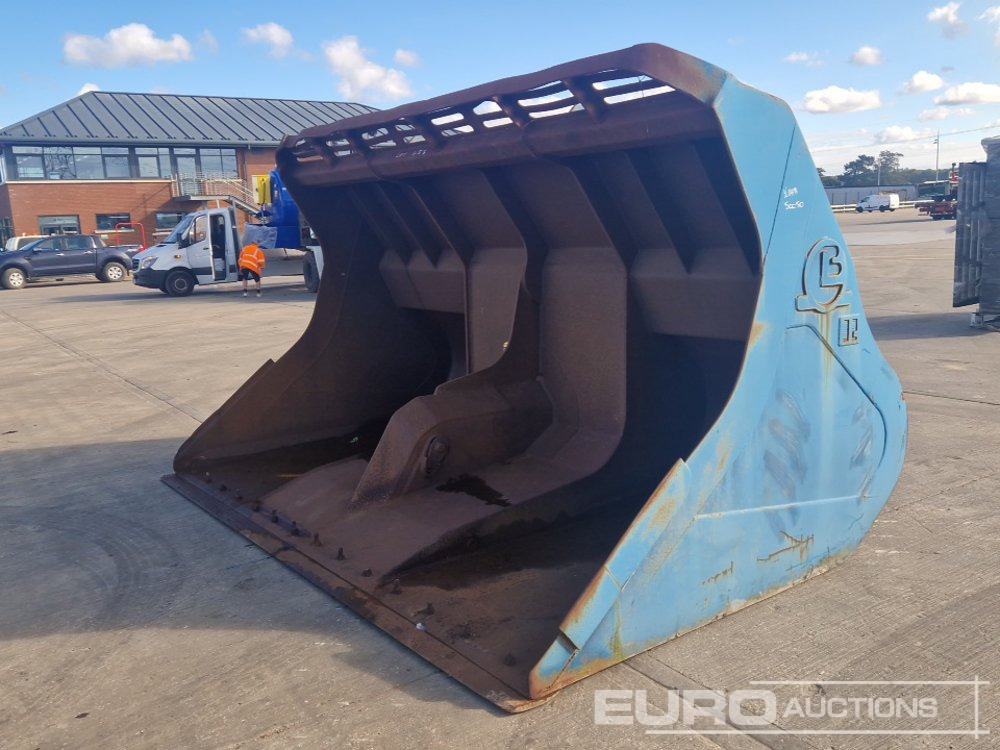 150" Hi Tip Bucket to suit CAT 966 Wheeled Loader - Cazo: foto 1 150" Hi Tip Bucket to suit CAT 966 Wheeled Loader - Cazo: foto 1