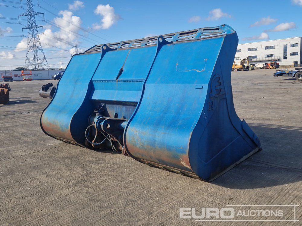 150" Hi Tip Bucket to suit CAT 966 Wheeled Loader - Cazo: foto 5 150" Hi Tip Bucket to suit CAT 966 Wheeled Loader - Cazo: foto 5