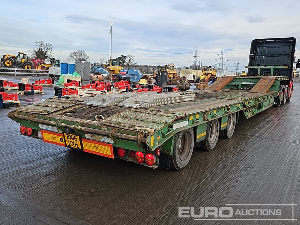 2003 SM TRAILERS Tri Axle Extendable Stepframe Low Loader Trailer, Neck Ramps, Wheel Wells, Steel Ramps - Semirremolque góndola rebajadas: foto 5 2003 SM TRAILERS Tri Axle Extendable Stepframe Low Loader Trailer, Neck Ramps, Wheel Wells, Steel Ramps - Semirremolque góndola rebajadas: foto 5