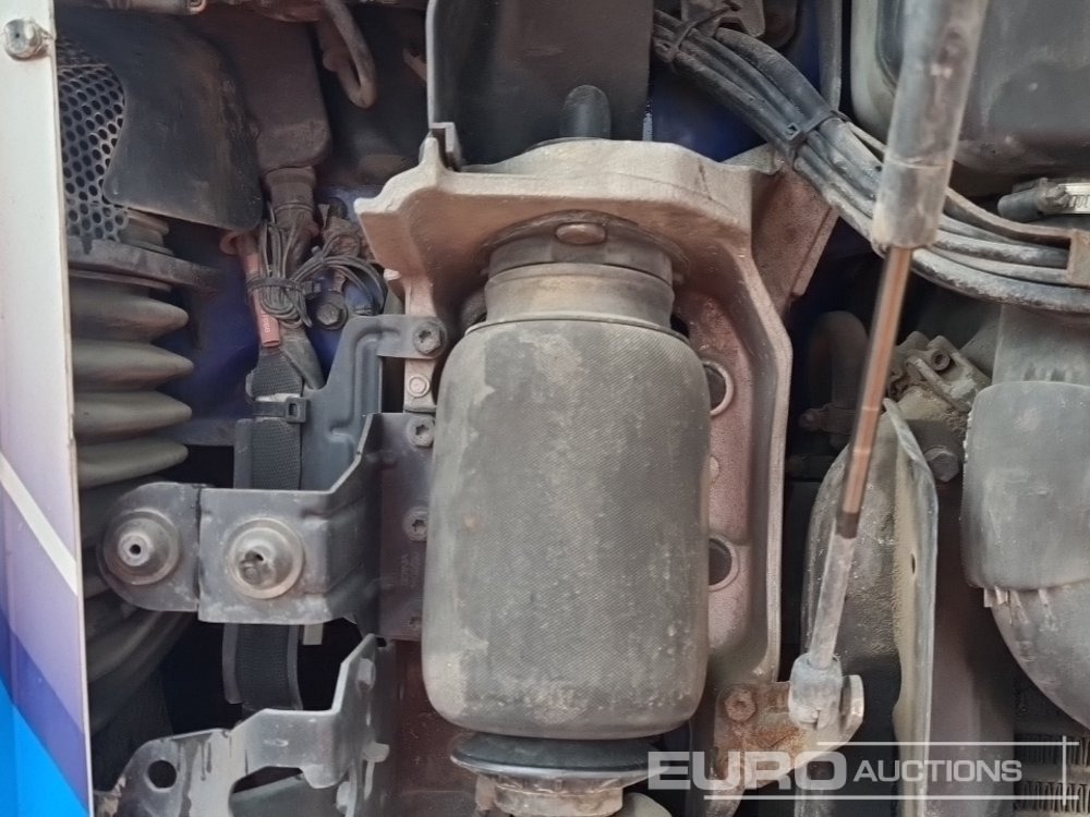 Camión cisterna 2005 Scania R124: foto 28 Camión cisterna 2005 Scania R124: foto 28