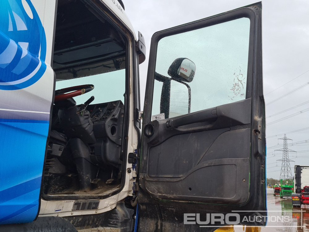 Camión cisterna 2005 Scania R124: foto 33 Camión cisterna 2005 Scania R124: foto 33