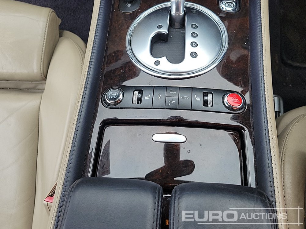 Coche 2006 Bentley Continental: foto 36