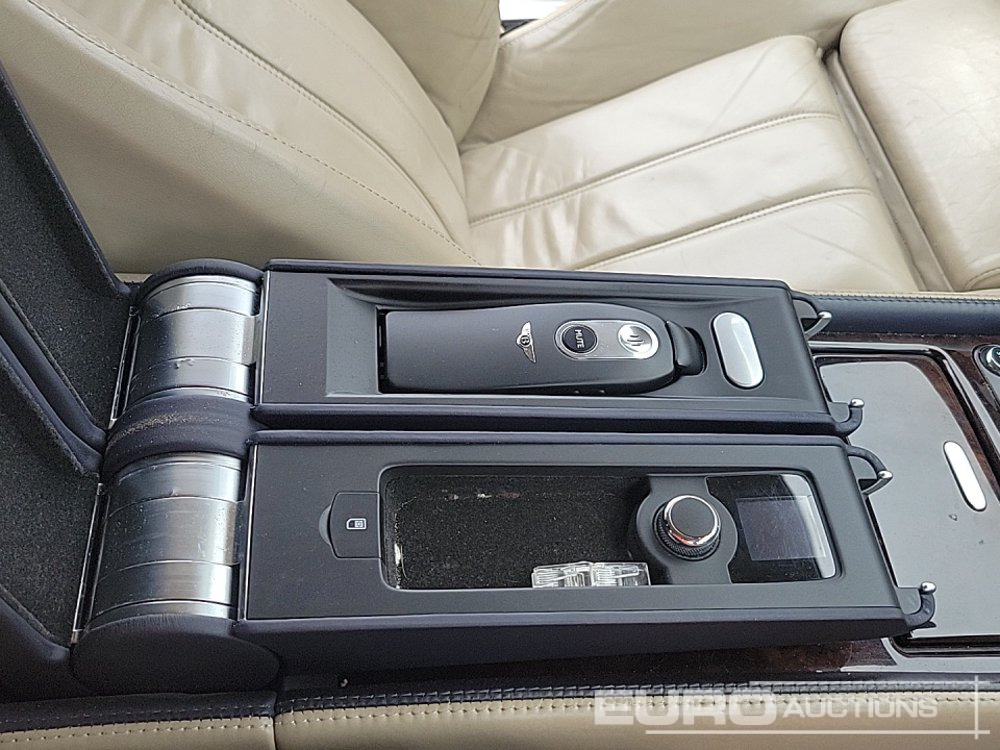 Coche 2006 Bentley Continental: foto 35