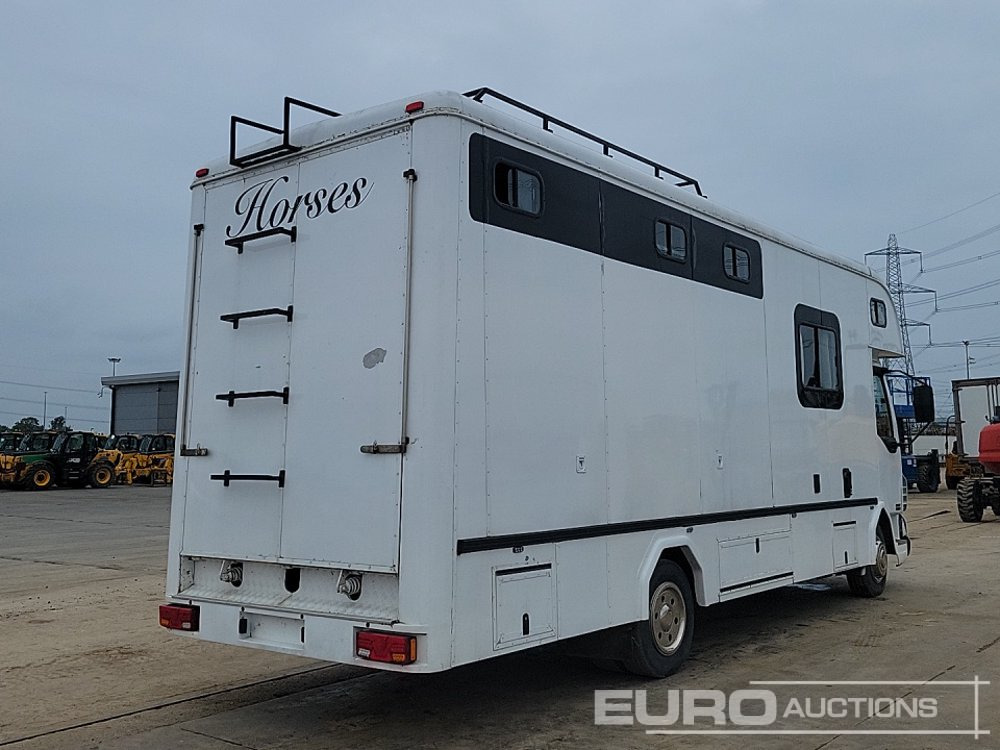 2006 DAF LF45.150 - Camión transporte de ganado: foto 5 2006 DAF LF45.150 - Camión transporte de ganado: foto 5