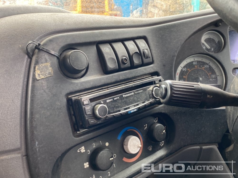 Camión volquete 2007 DAF LF45-160: foto 20