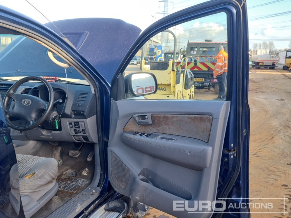 Pick-up 2007 Toyota Hilux: foto 28
