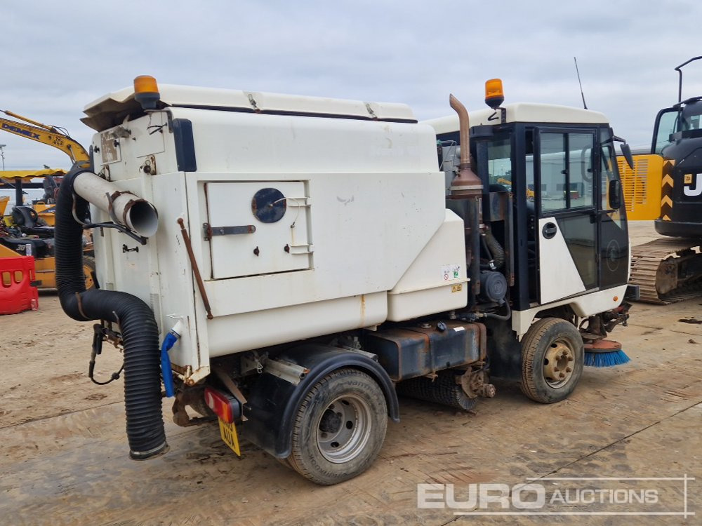 2010 Scarab 4x2 Road Sweeper, Reverse Camera, A/C, Automatic Gearbox - Barredora vial: foto 5 2010 Scarab 4x2 Road Sweeper, Reverse Camera, A/C, Automatic Gearbox - Barredora vial: foto 5