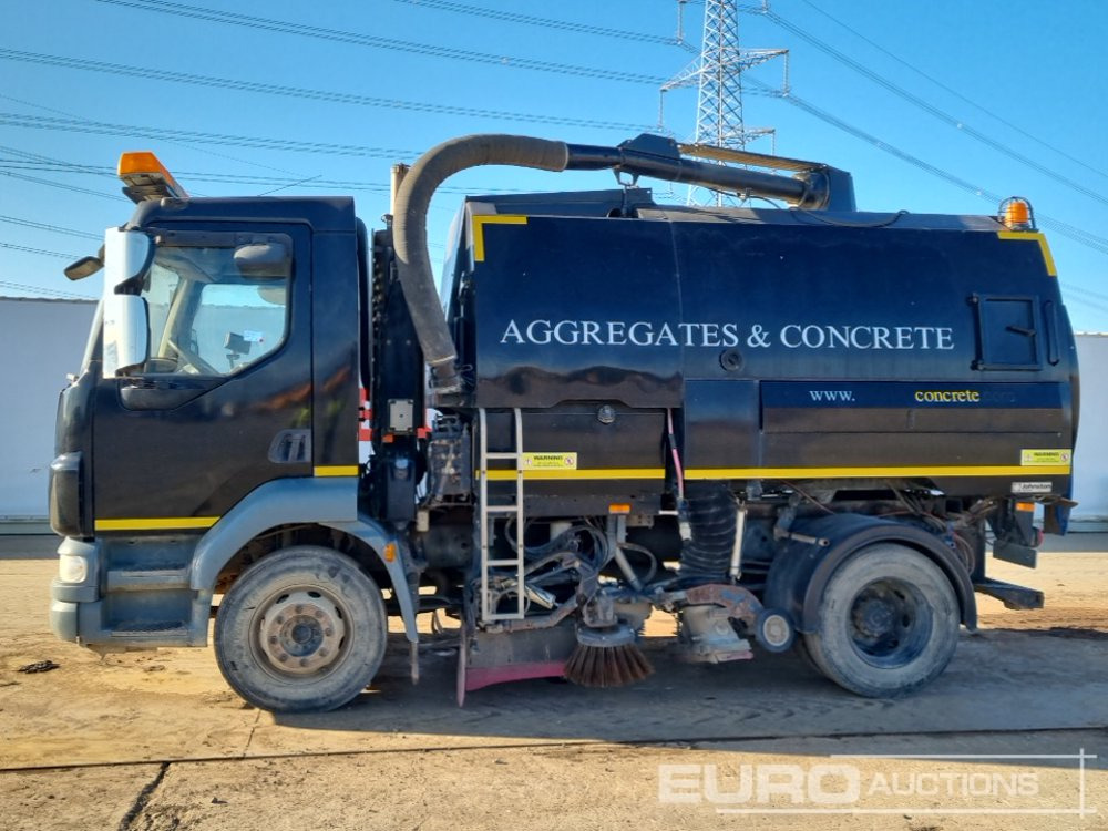 2012 DAF LF55.220 - Barredora vial: foto 2 2012 DAF LF55.220 - Barredora vial: foto 2