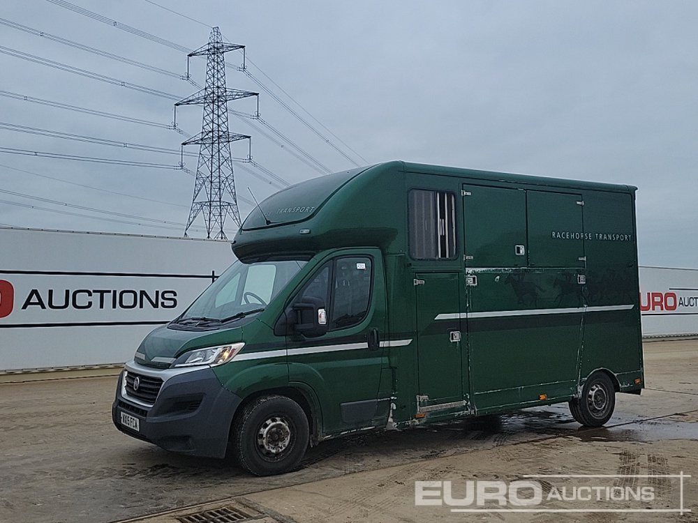 2015 Fiat Ducato 35 Multijet - Camión transporte de ganado: foto 1 2015 Fiat Ducato 35 Multijet - Camión transporte de ganado: foto 1