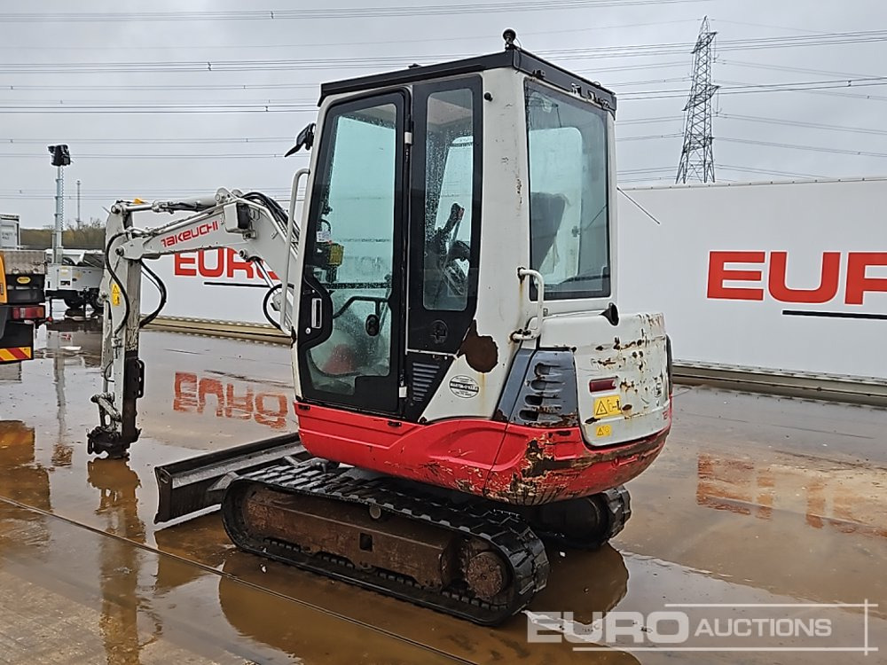 2015 Takeuchi TB228 - Miniexcavadora: foto 3 2015 Takeuchi TB228 - Miniexcavadora: foto 3