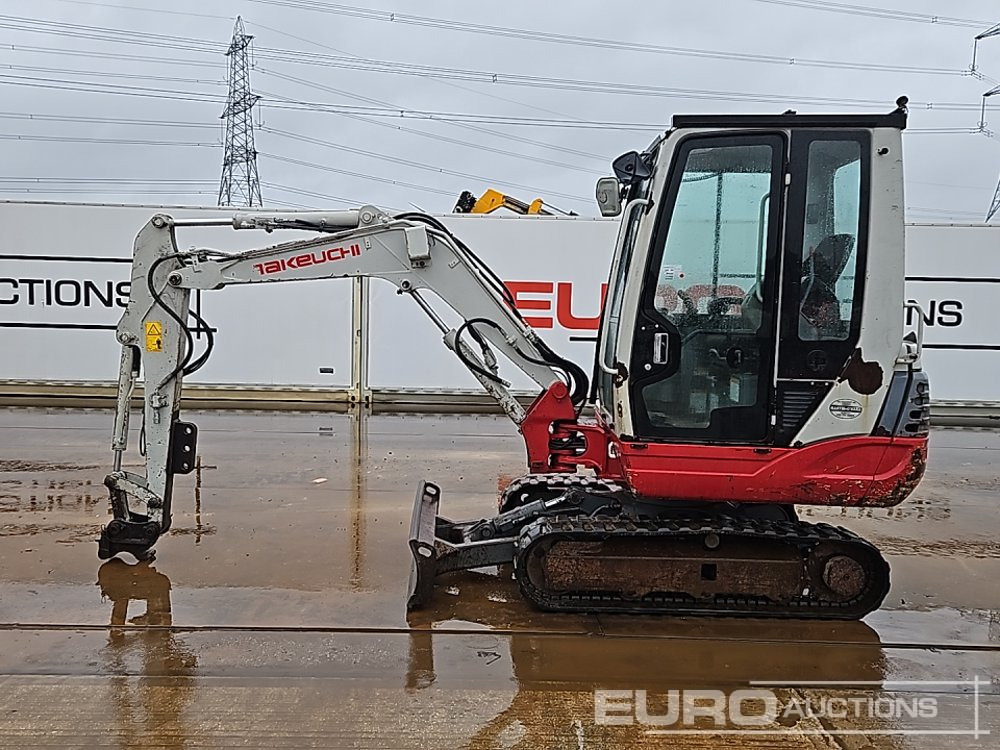 2015 Takeuchi TB228 - Miniexcavadora: foto 2 2015 Takeuchi TB228 - Miniexcavadora: foto 2