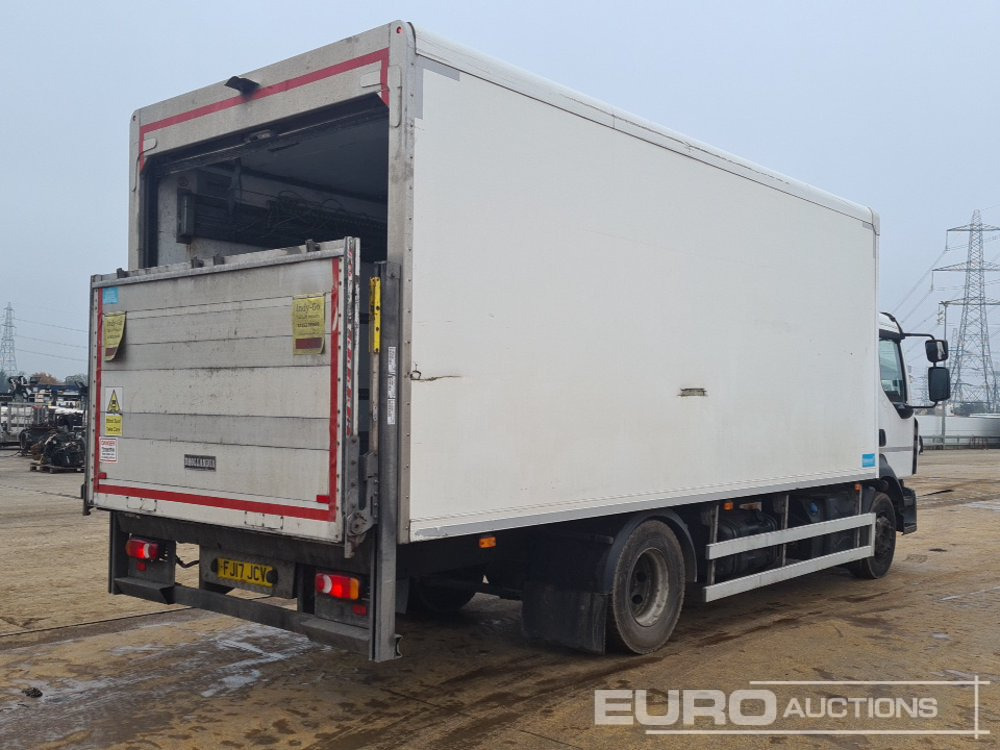 2017 Renault D14 - Camión caja cerrada: foto 5 2017 Renault D14 - Camión caja cerrada: foto 5