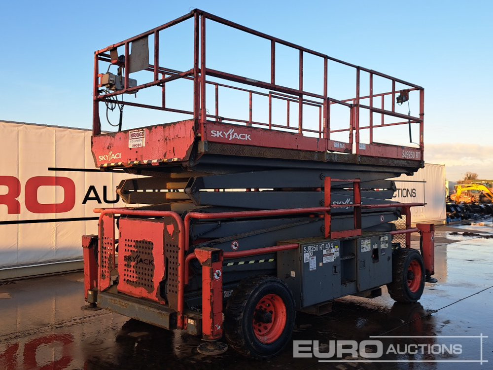 2017 SkyJack SJ9250 - Plataforma elevadora: foto 1 2017 SkyJack SJ9250 - Plataforma elevadora: foto 1