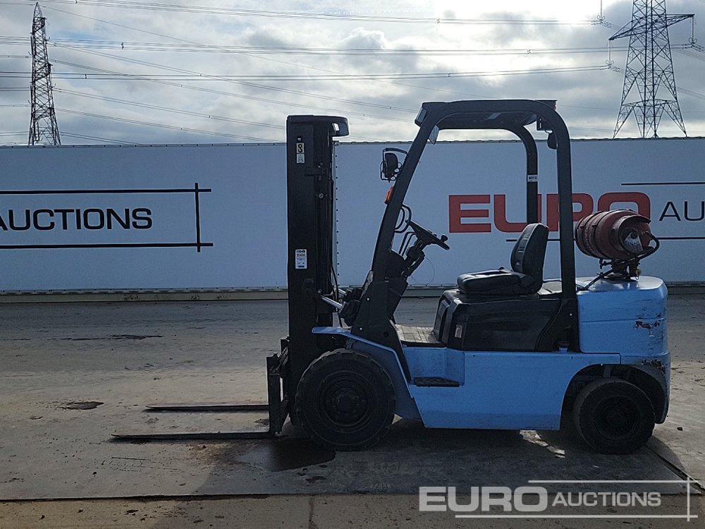 2017 Yale UT25P - Carretilla elevadora: foto 2 2017 Yale UT25P - Carretilla elevadora: foto 2