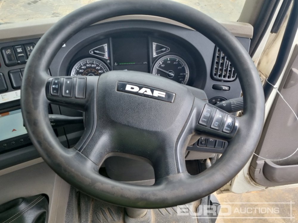 Camión chasis 2018 DAF LF 260: foto 28
