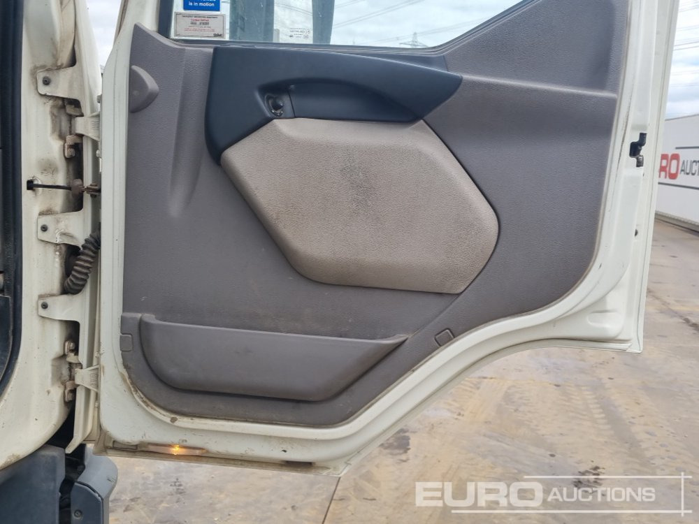 Camión chasis 2018 DAF LF 260: foto 26