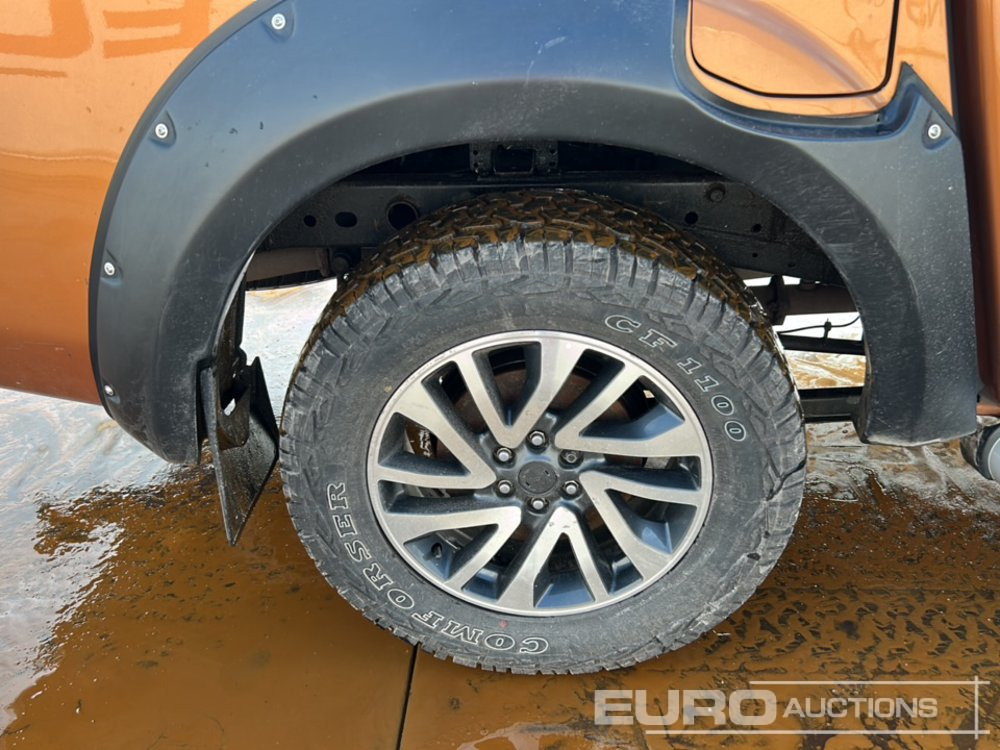 Pick-up 2018 Nissan Navara: foto 11 Pick-up 2018 Nissan Navara: foto 11