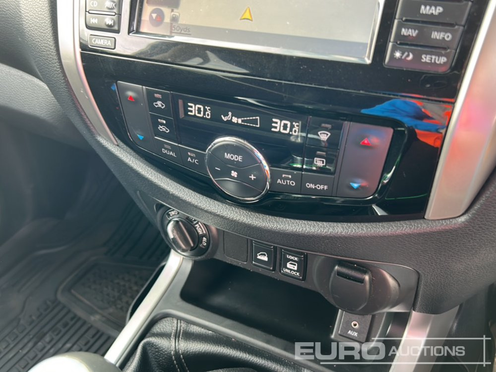 Pick-up 2018 Nissan Navara: foto 24 Pick-up 2018 Nissan Navara: foto 24