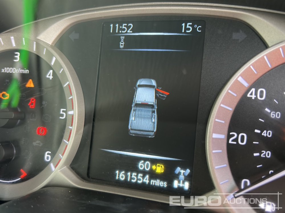 Pick-up 2018 Nissan Navara: foto 39 Pick-up 2018 Nissan Navara: foto 39