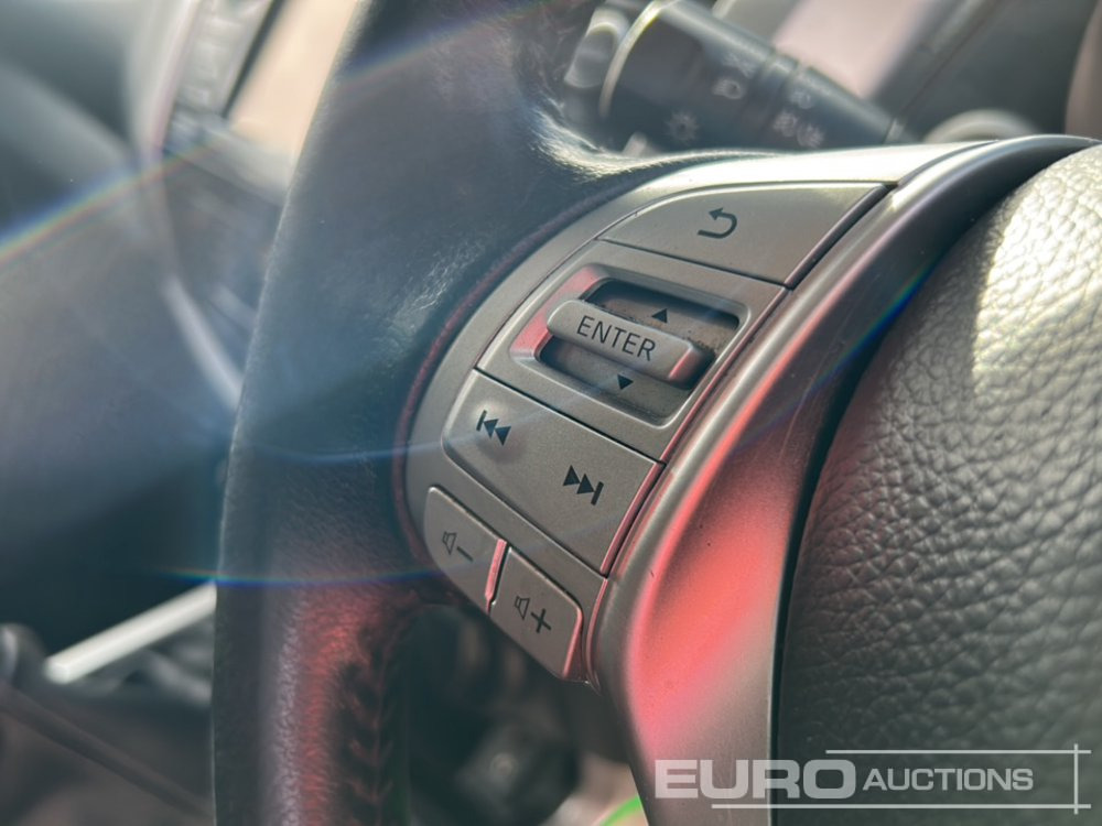 Pick-up 2018 Nissan Navara: foto 18 Pick-up 2018 Nissan Navara: foto 18