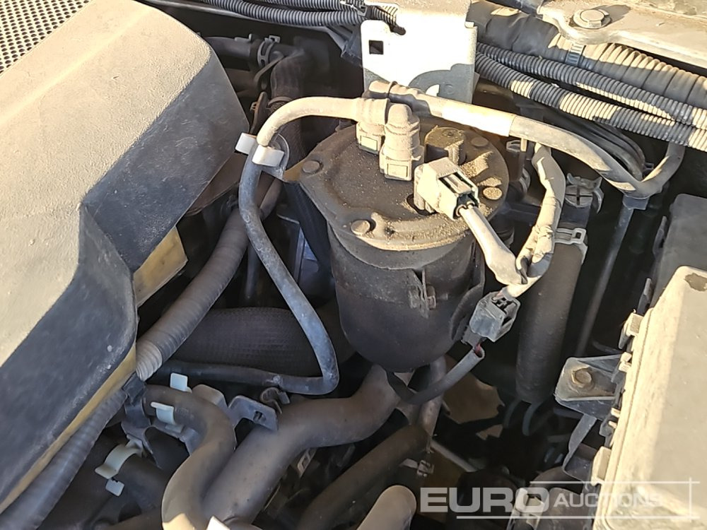 Pick-up 2019 Nissan Navara: foto 19 Pick-up 2019 Nissan Navara: foto 19