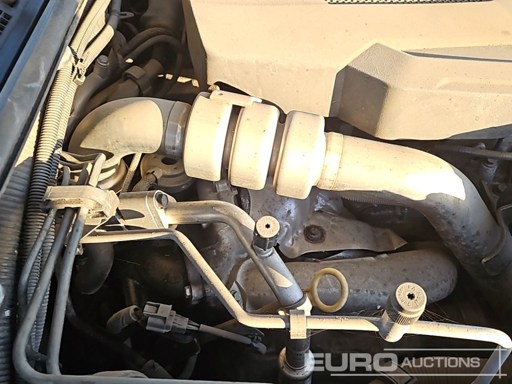 Pick-up 2019 Nissan Navara: foto 25 Pick-up 2019 Nissan Navara: foto 25