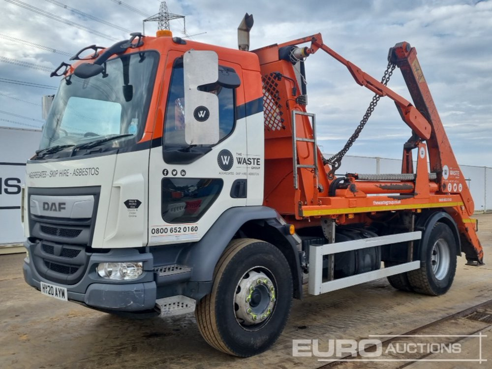 2020 DAF LF260 - Camión portacontenedor de cadenas: foto 1 2020 DAF LF260 - Camión portacontenedor de cadenas: foto 1