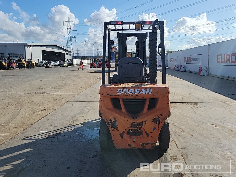 2020 Doosan D25GP - Carretilla elevadora: foto 4 2020 Doosan D25GP - Carretilla elevadora: foto 4