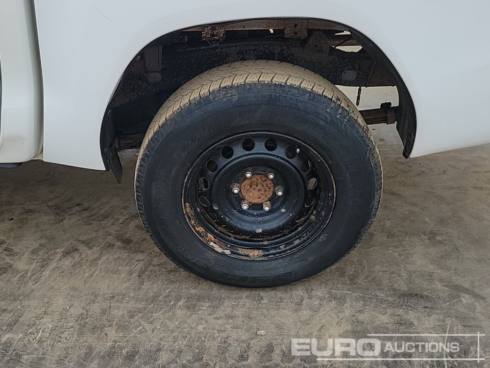 Pick-up 2020 Toyota Hilux Active: foto 10