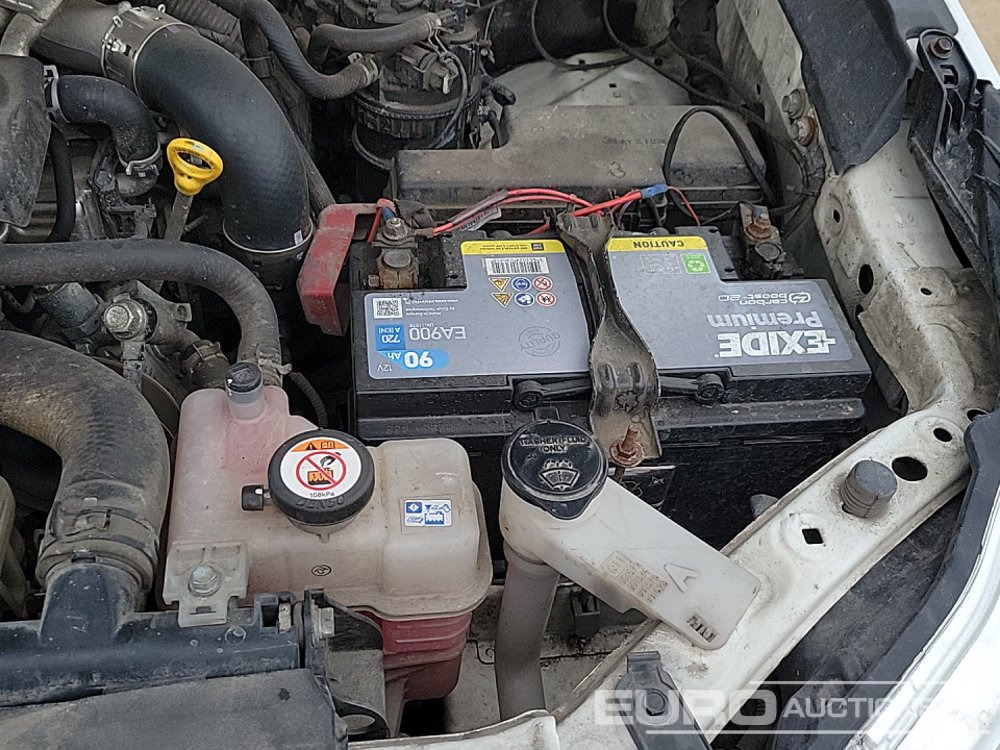 Pick-up 2020 Toyota Hilux Active: foto 18