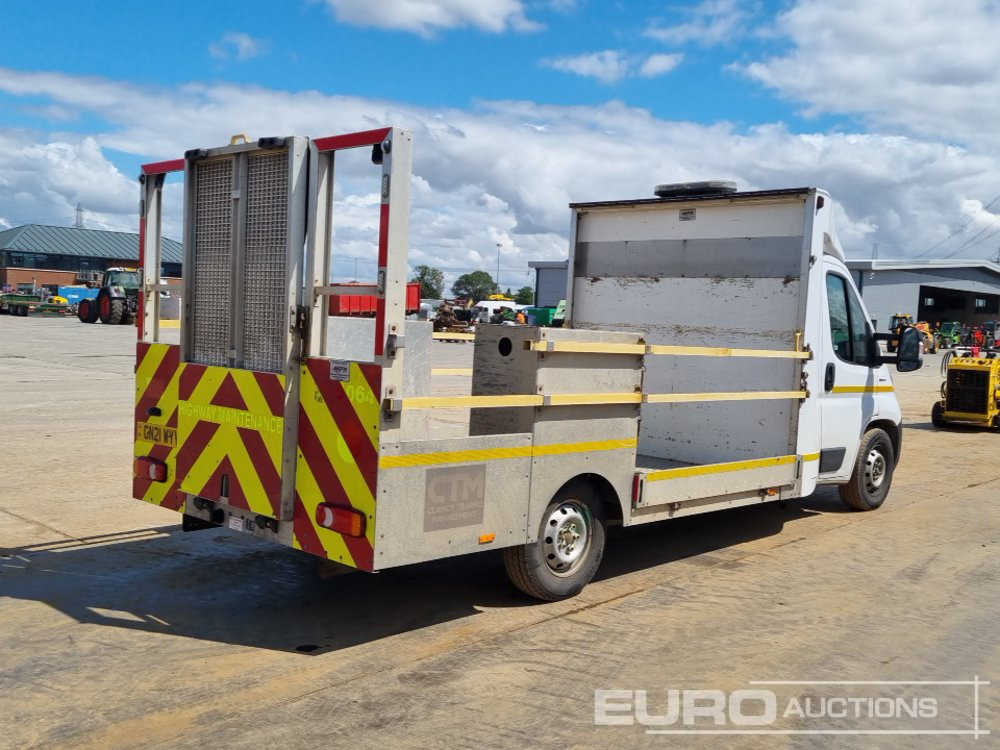 2021 Fiat 2.3 140 Auto Dropside Flatbed Pickup, Bluetooth, A/C, Reverse Camera, Ramp (Reg. Docs.Available) - Furgoneta caja abierta: foto 5 2021 Fiat 2.3 140 Auto Dropside Flatbed Pickup, Bluetooth, A/C, Reverse Camera, Ramp (Reg. Docs.Available) - Furgoneta caja abierta: foto 5