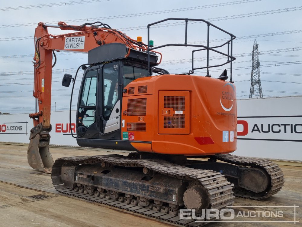 2021 Hitachi ZX225USLC-6 - Excavadora de cadenas: foto 3 2021 Hitachi ZX225USLC-6 - Excavadora de cadenas: foto 3